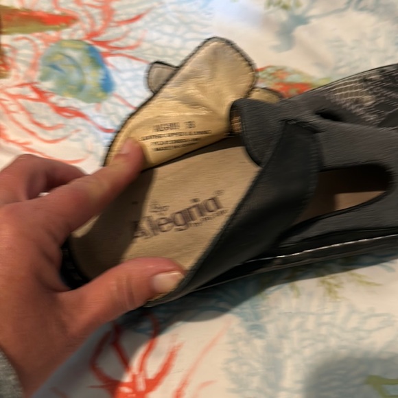 Alegria by PG Lite see pics - Picture 2 of 6